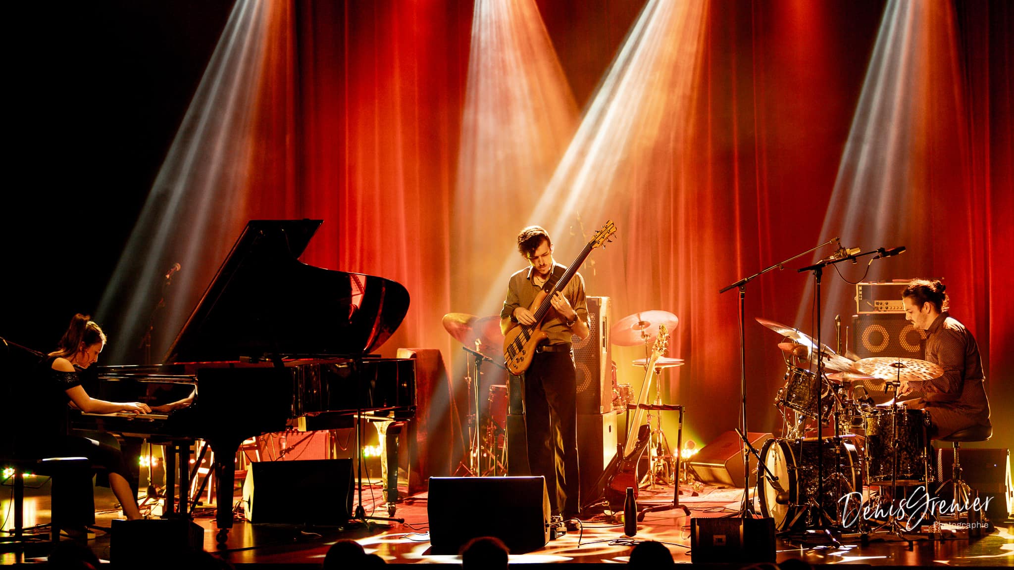 Ariane Racicot s'envole @ Théâtre de la Ville (9 nov)