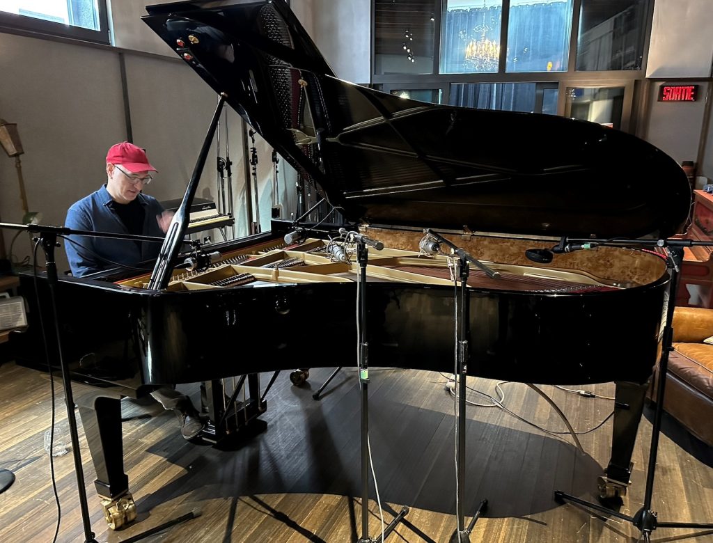 Steve Amirault - I Am Here (2025)