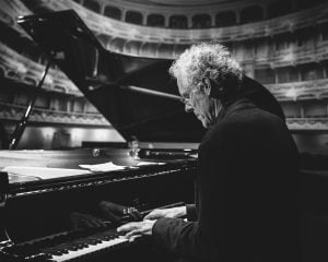 Yves Léveillé @ Evan Shay